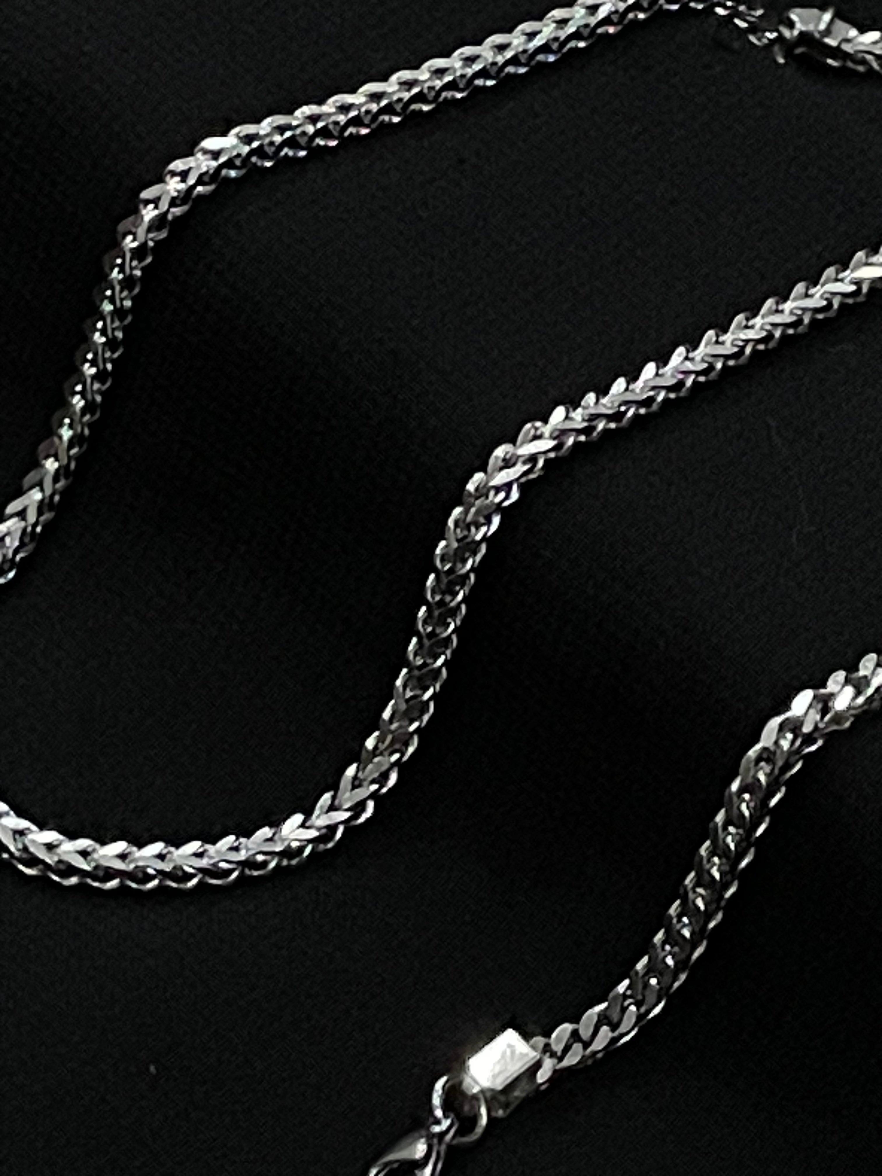 Fox Tail Chain