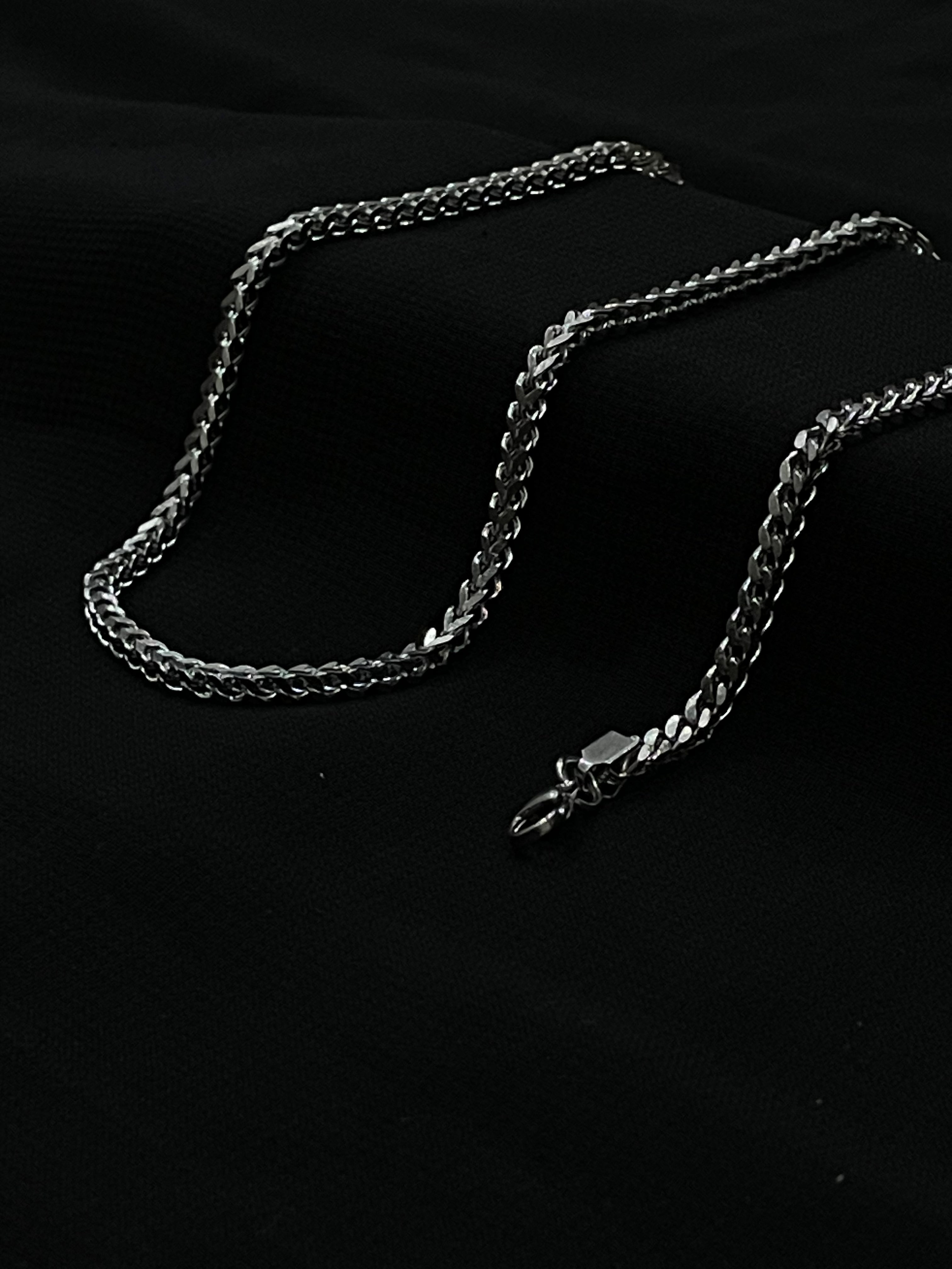 Fox Tail Chain