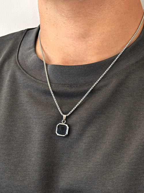 Black onyx pendant